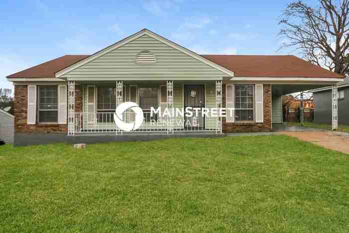 2812 Lake Park Rd - Photo 3 of 16