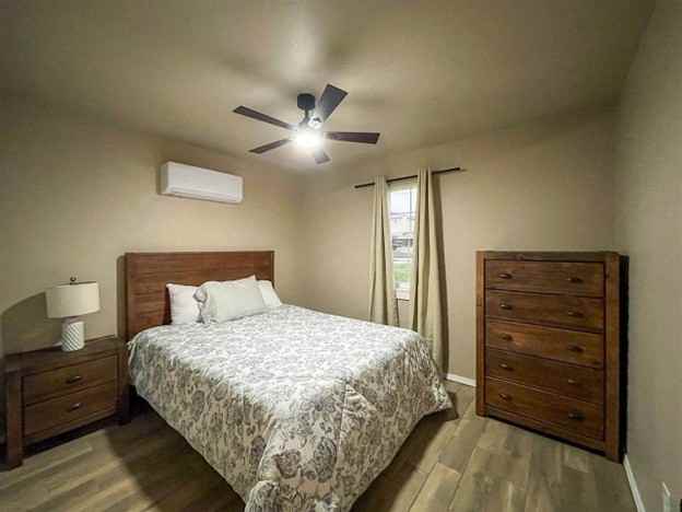 923 East Virginia Avenue - Photo 5 of 18