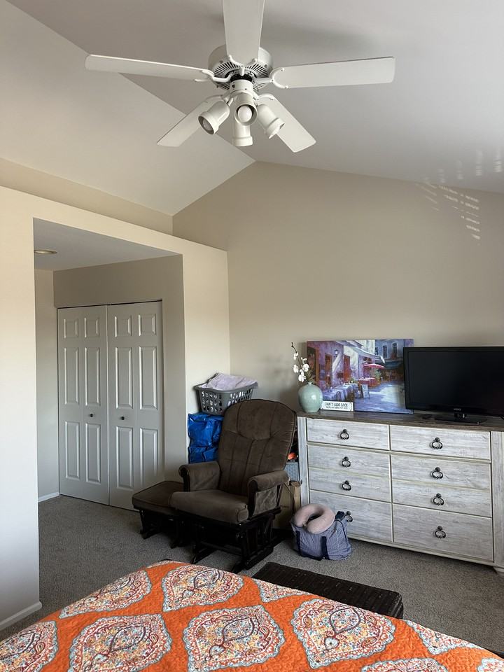 606 Plum Ct - Photo 6 of 22