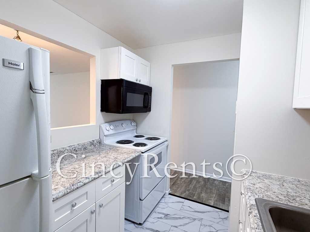 521 Martin Luther King Dr W #A6 - Photo 6 of 20