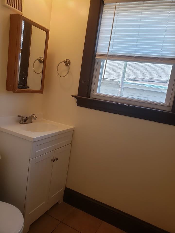 234 Howard Ave #2 - Photo 7 of 14