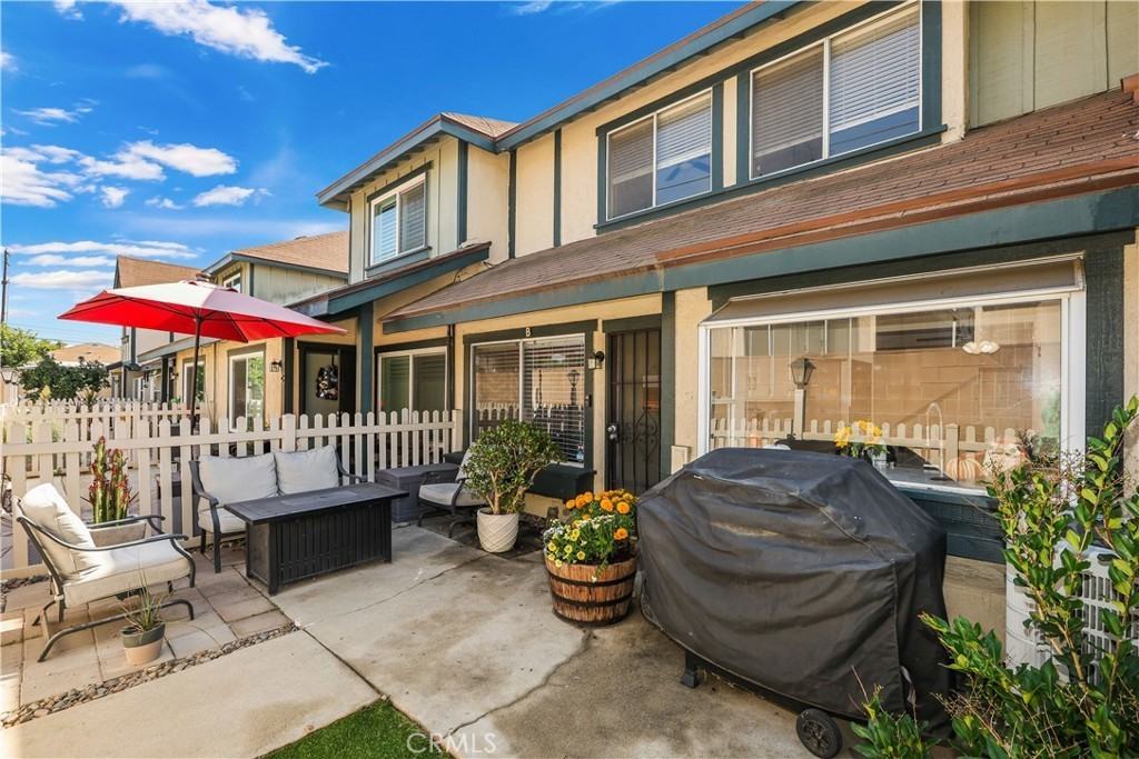 13313 Meyer Rd #B - Photo 4 of 36