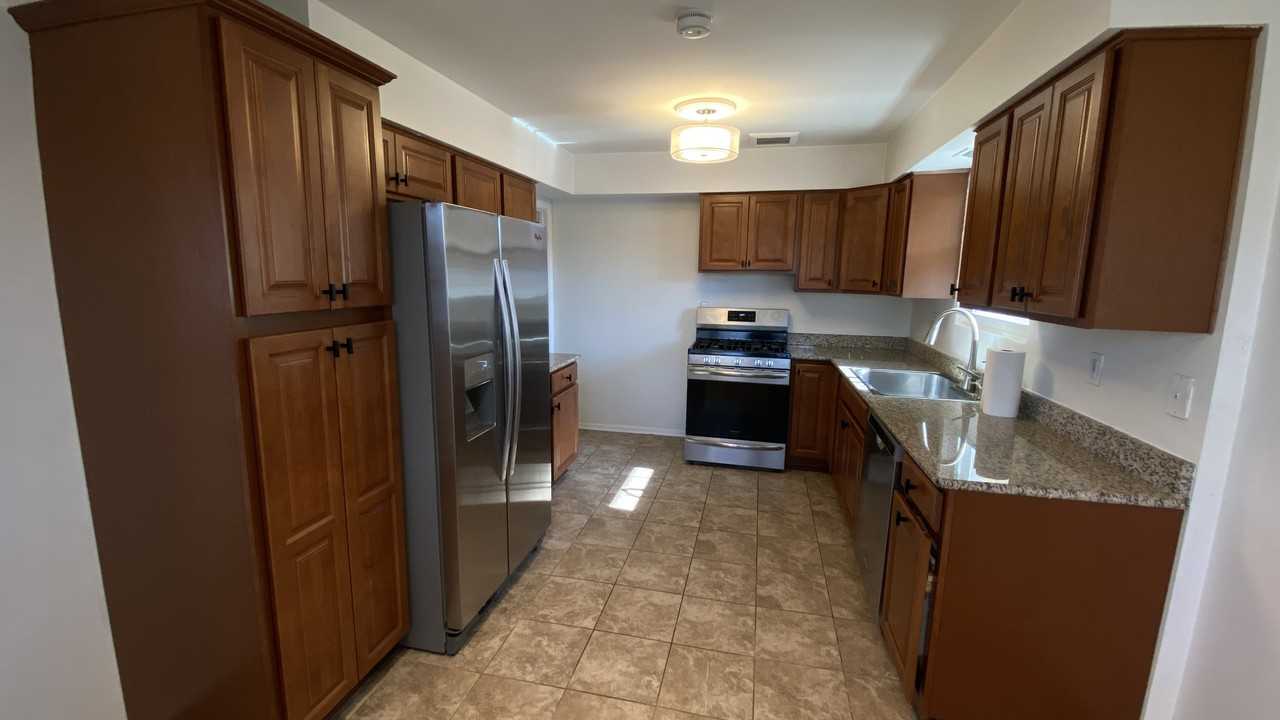 5444 Lawn Ave #NA - Photo 2 of 13