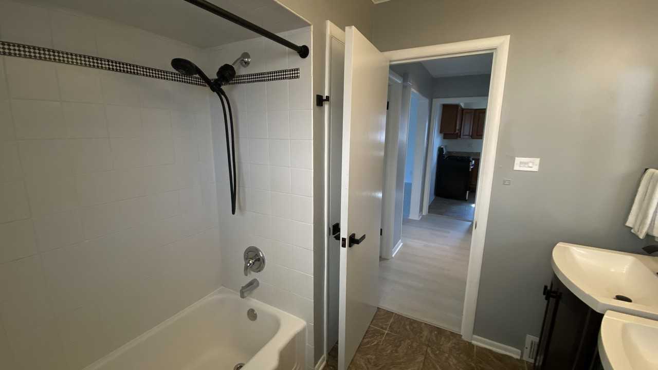 5444 Lawn Ave #NA - Photo 5 of 13