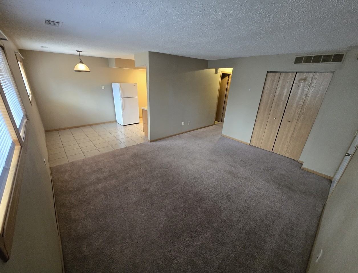 540 23rd St - Photo 3 of 4