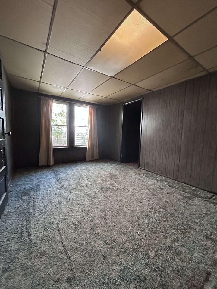 2124 1st Ave #NA - Photo 3 of 12