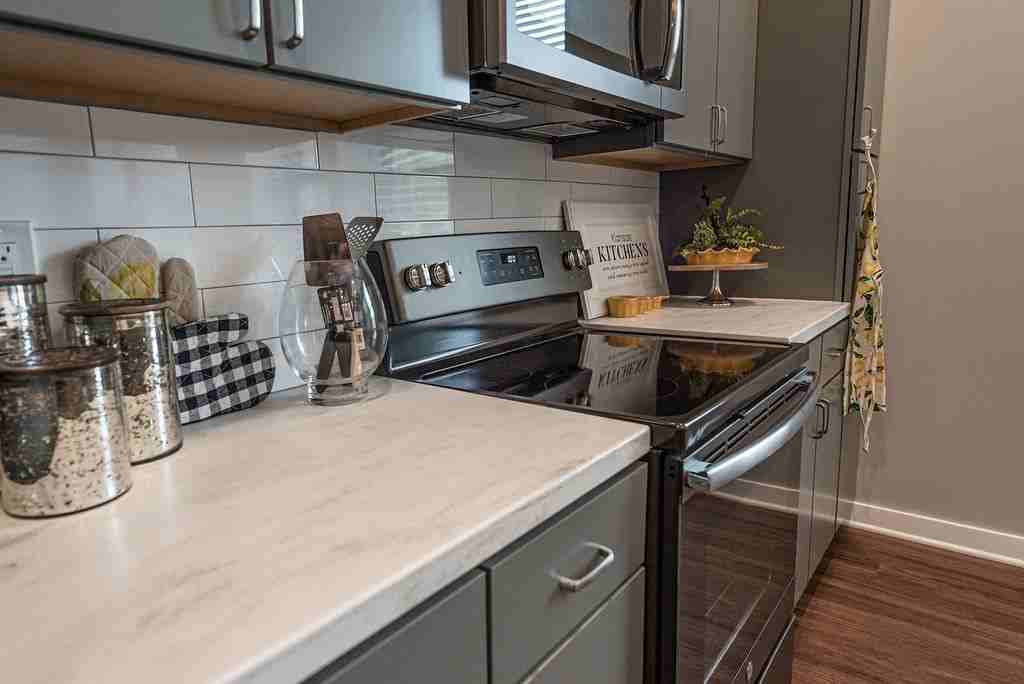 325 Commercial St #101 - Photo 3 of 6