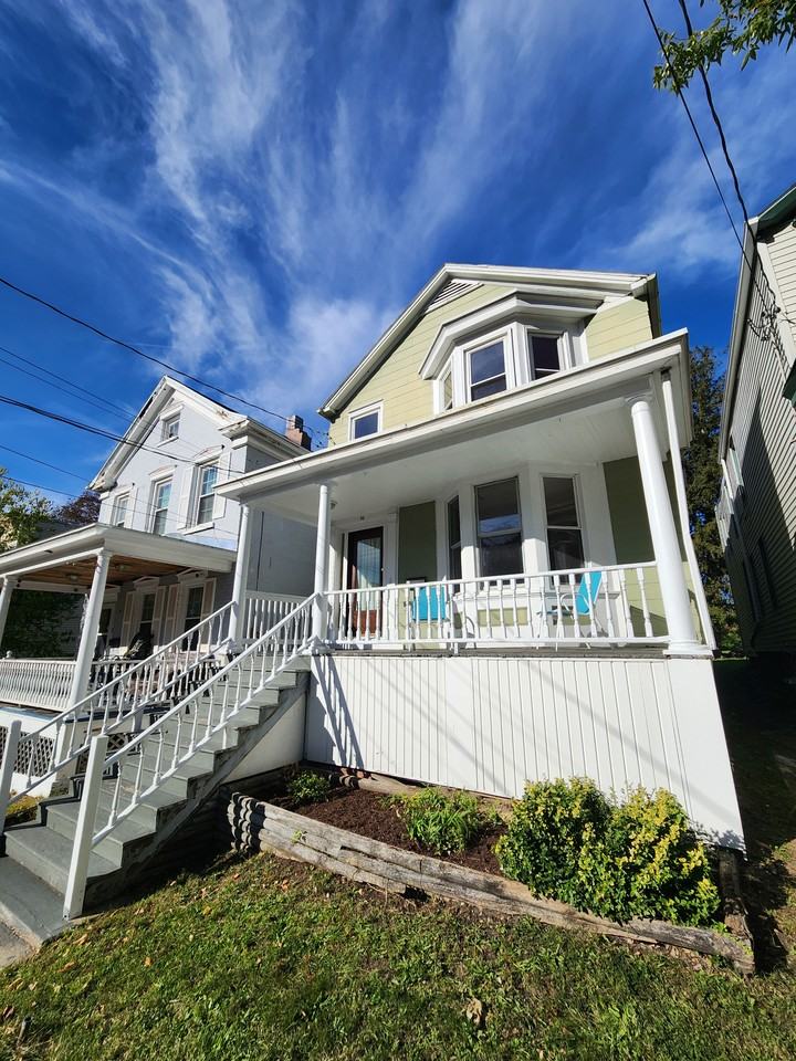 95 3rd Ave #2