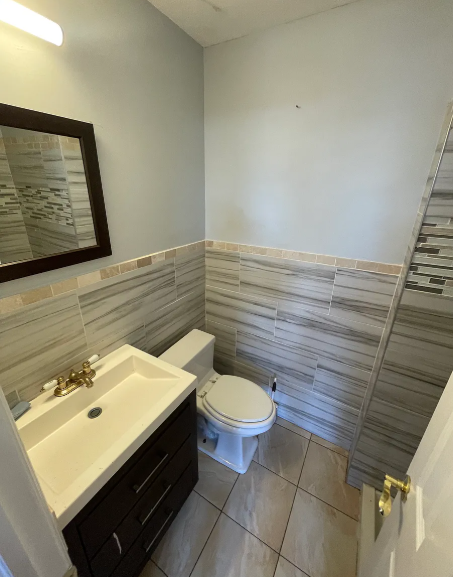 113 Bloomfield Ave #2 - Photo 5 of 9