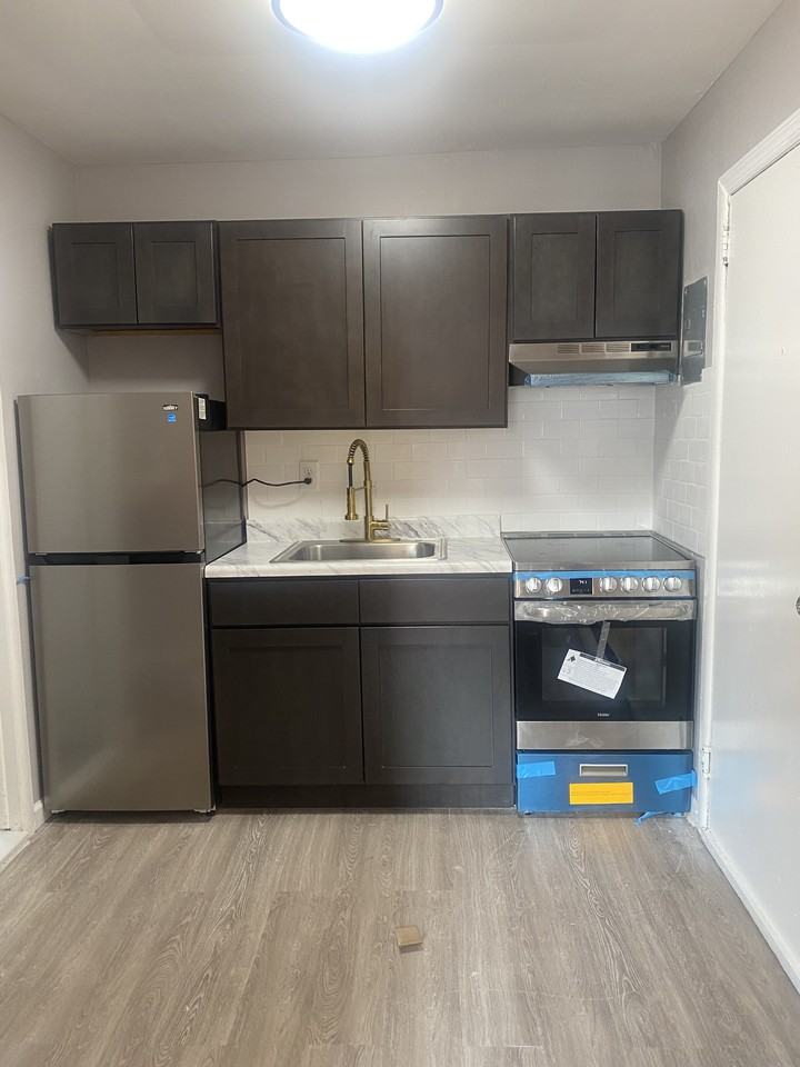 306 Eastern Pkwy #4 - Photo 6 of 28