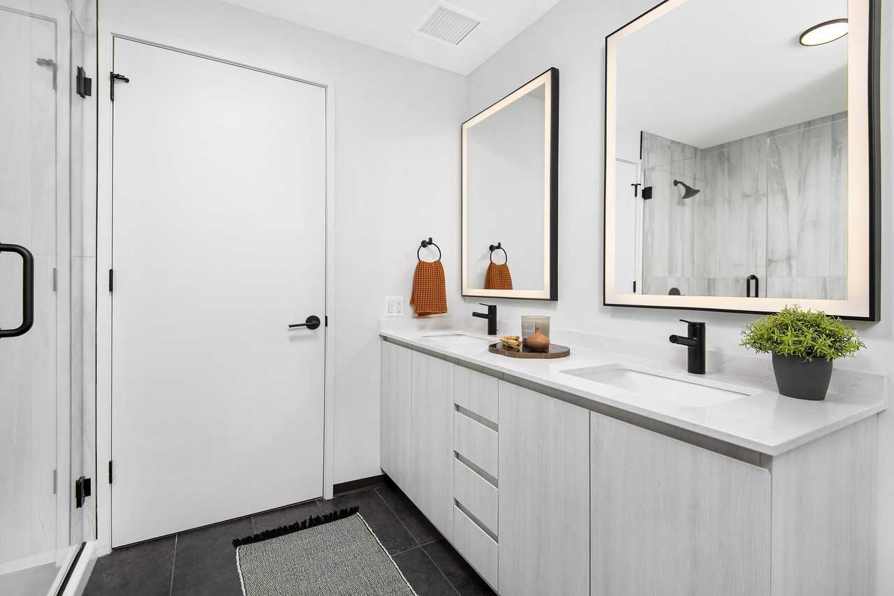 1380 W Randolph St #913 - Photo 7 of 7