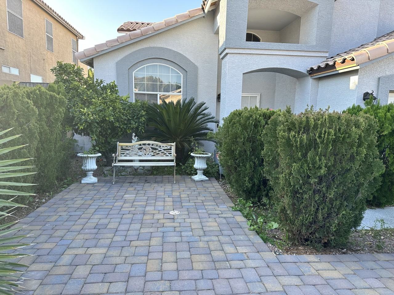 1337 E Charleston Ave #NA - Photo 2 of 12