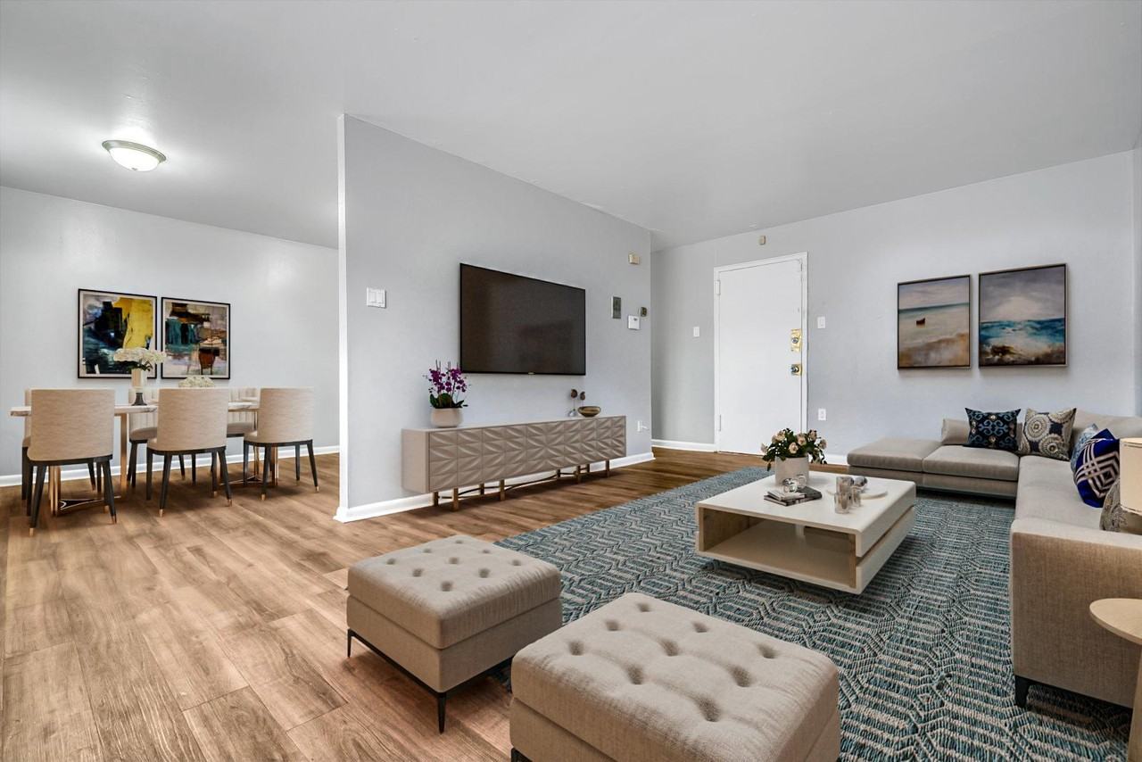 910 W Spencer Ave #1 - Photo 6 of 8