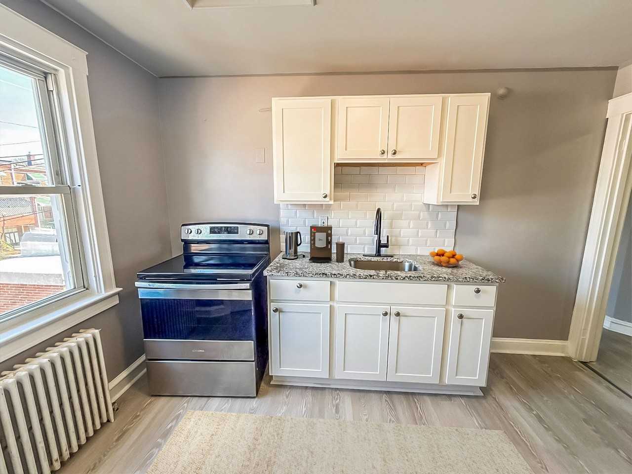 Shamrock Ave #1 - Photo 5 of 9