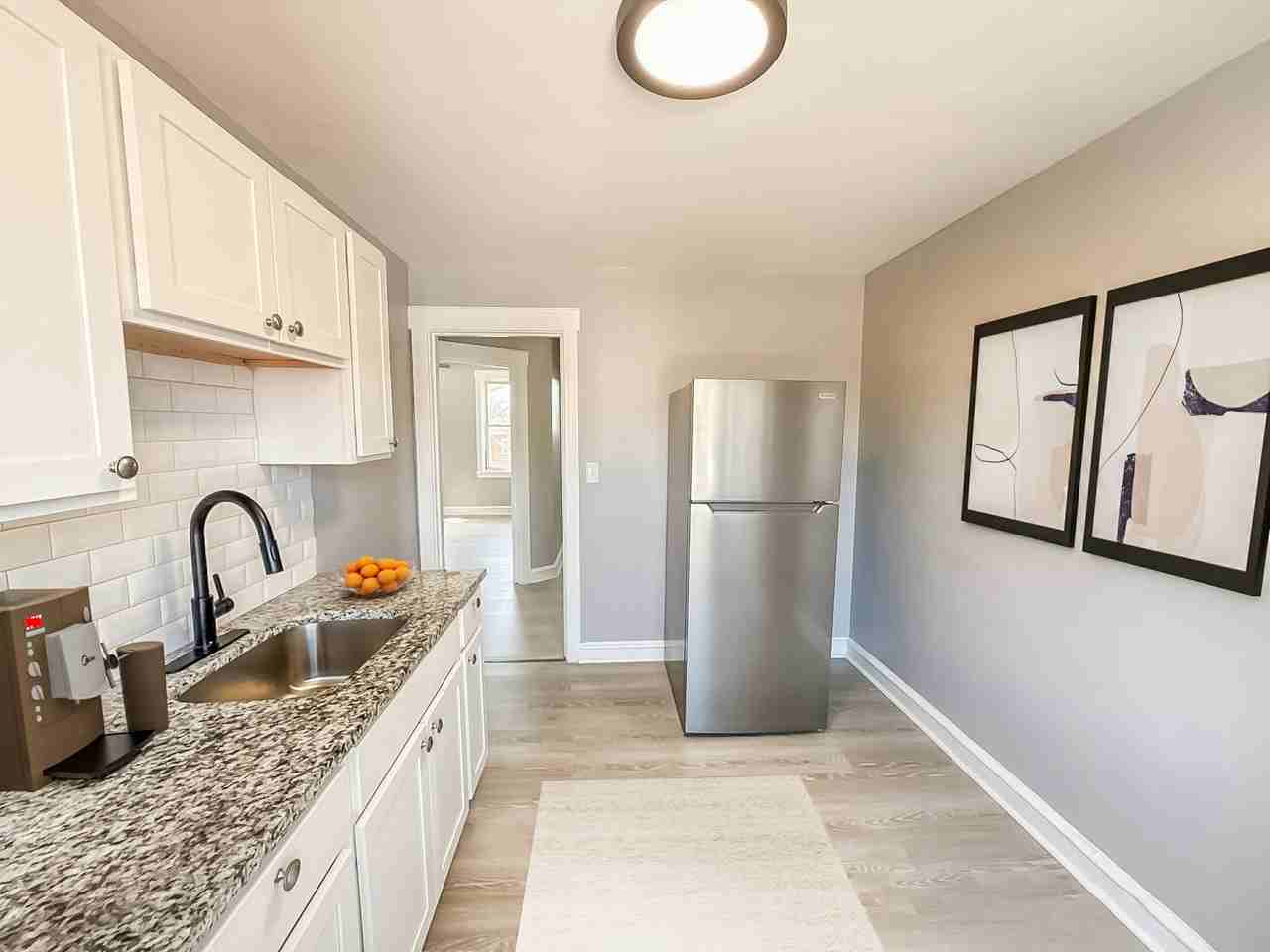 Shamrock Ave #1 - Photo 6 of 9