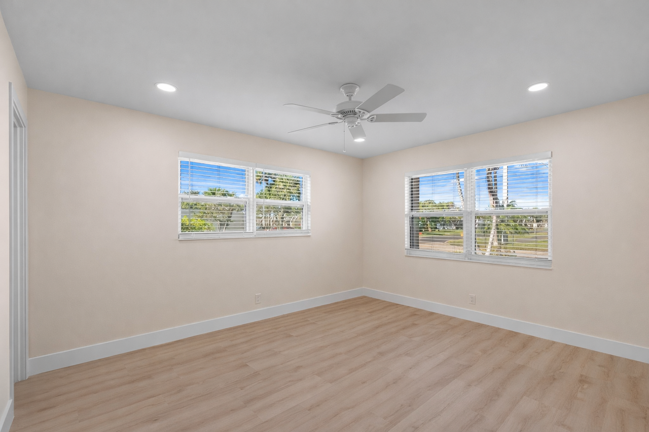 256 Lake Meryl Dr #256 - Photo 4 of 11