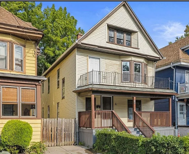 18 S Ryan St - Photo 3 of 16