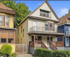 featured image of 18 S Ryan St