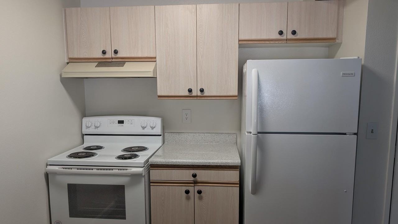 22816 Market St #121 - Photo 4 of 9