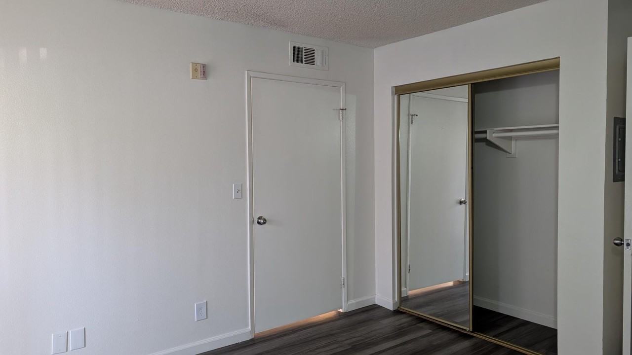 22816 Market St #121 - Photo 6 of 9