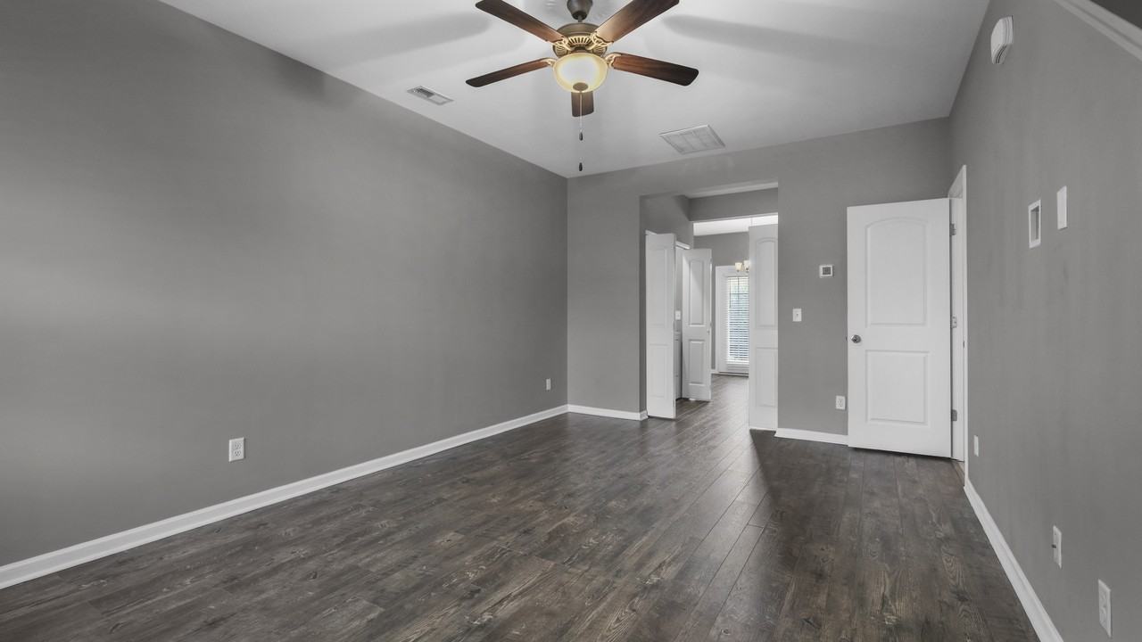 208 Jenna Lee Cir #NA - Photo 3 of 19