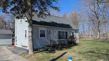 featured image of 4975 Comstock St #NA