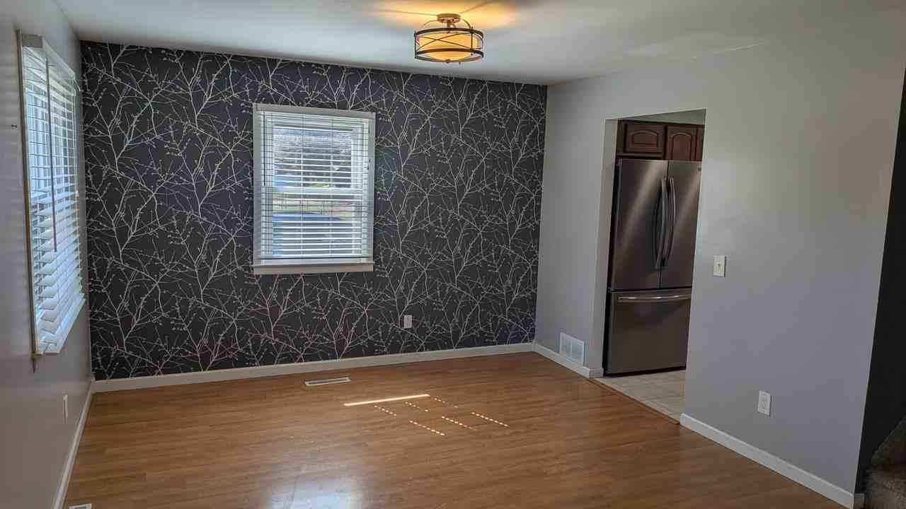 4975 Comstock St #NA - Photo 5 of 19