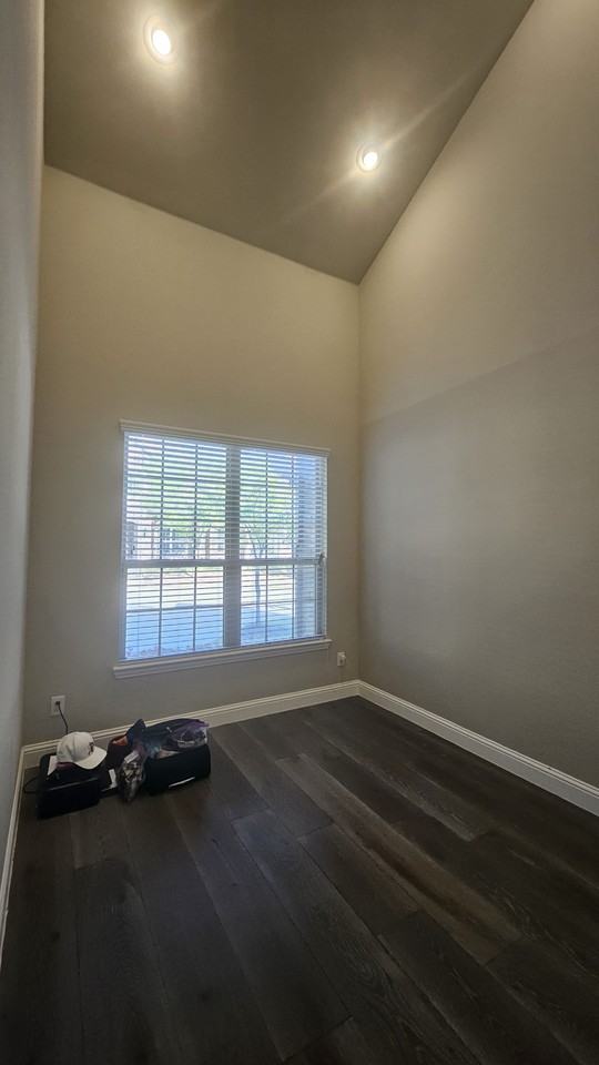 856 Rohan Dr #856 - Photo 7 of 19