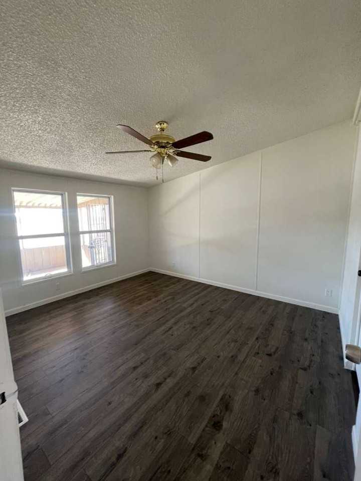 4030 N Fairview Ave #NA - Photo 5 of 20