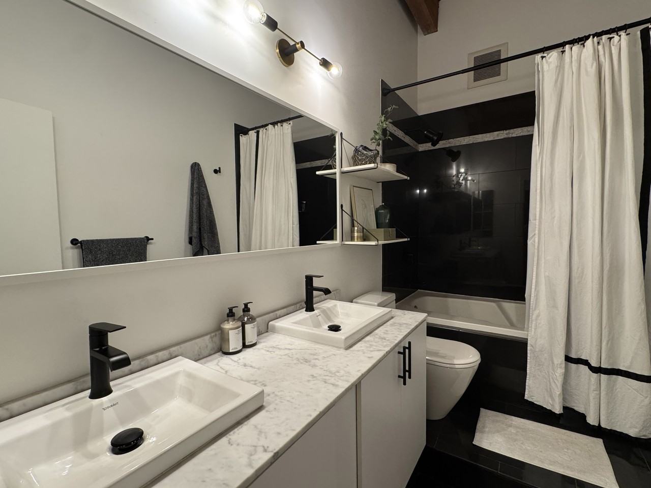 728 W Jackson Blvd #821 - Photo 6 of 19