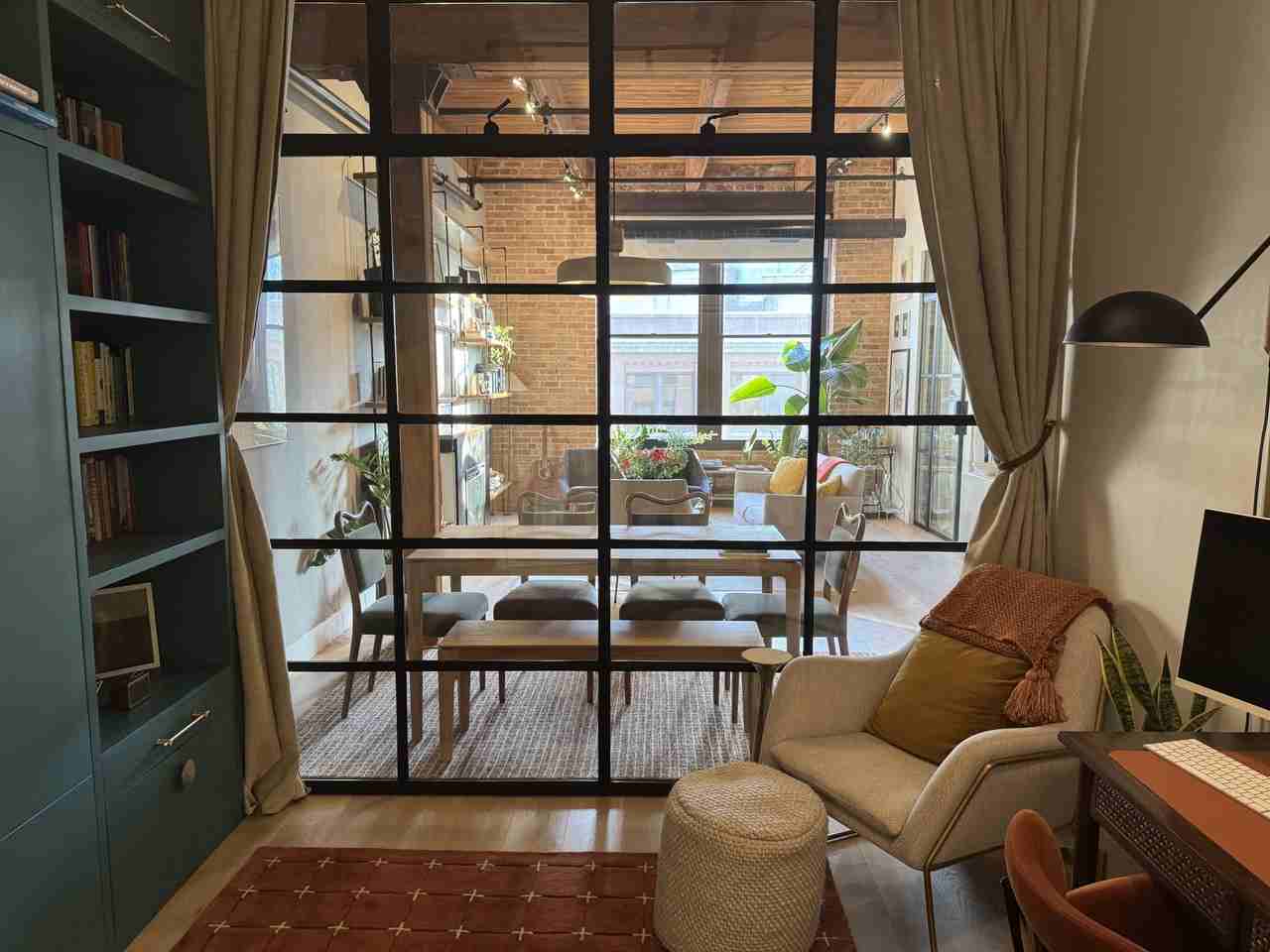 728 W Jackson Blvd #821 - Photo 7 of 19