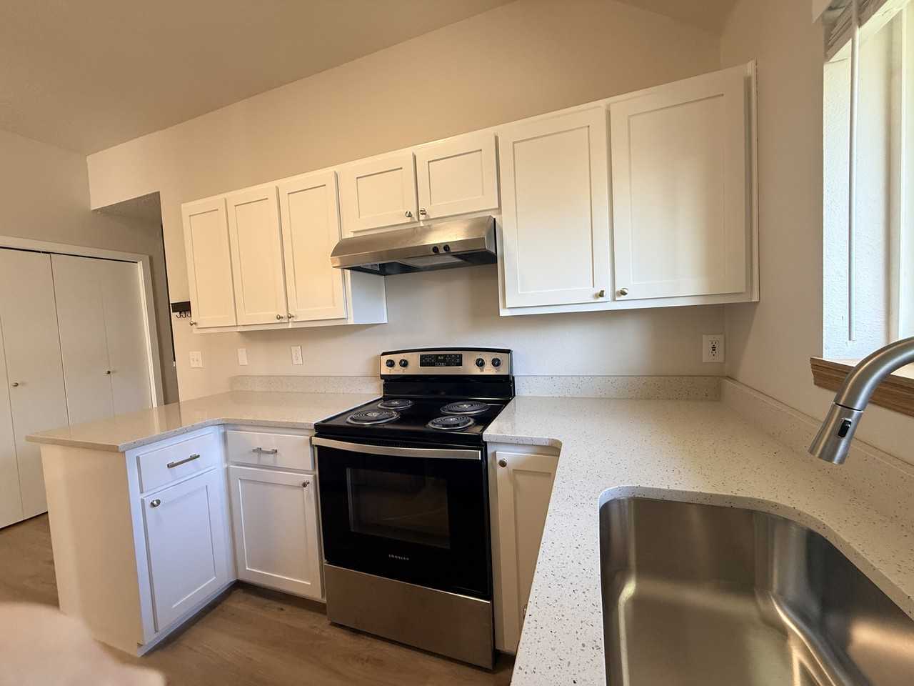 5225 Springcrest Dr S #5225 - Photo 6 of 16