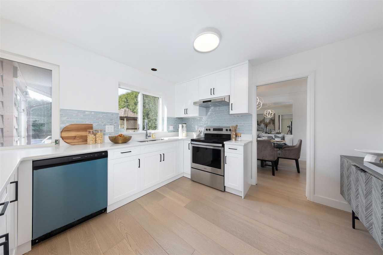 10535 Lassam Road - Photo 4 of 20