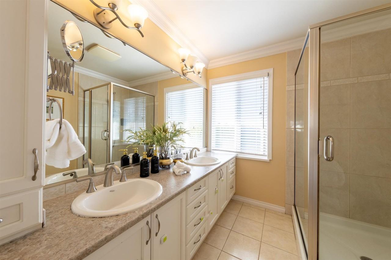 10535 Lassam Road - Photo 6 of 20