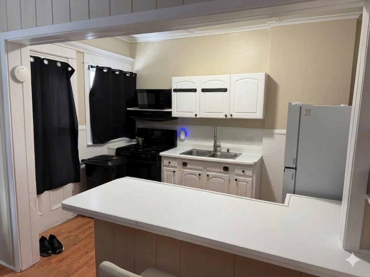 901 W Main St #NA - Photo 2 of 36