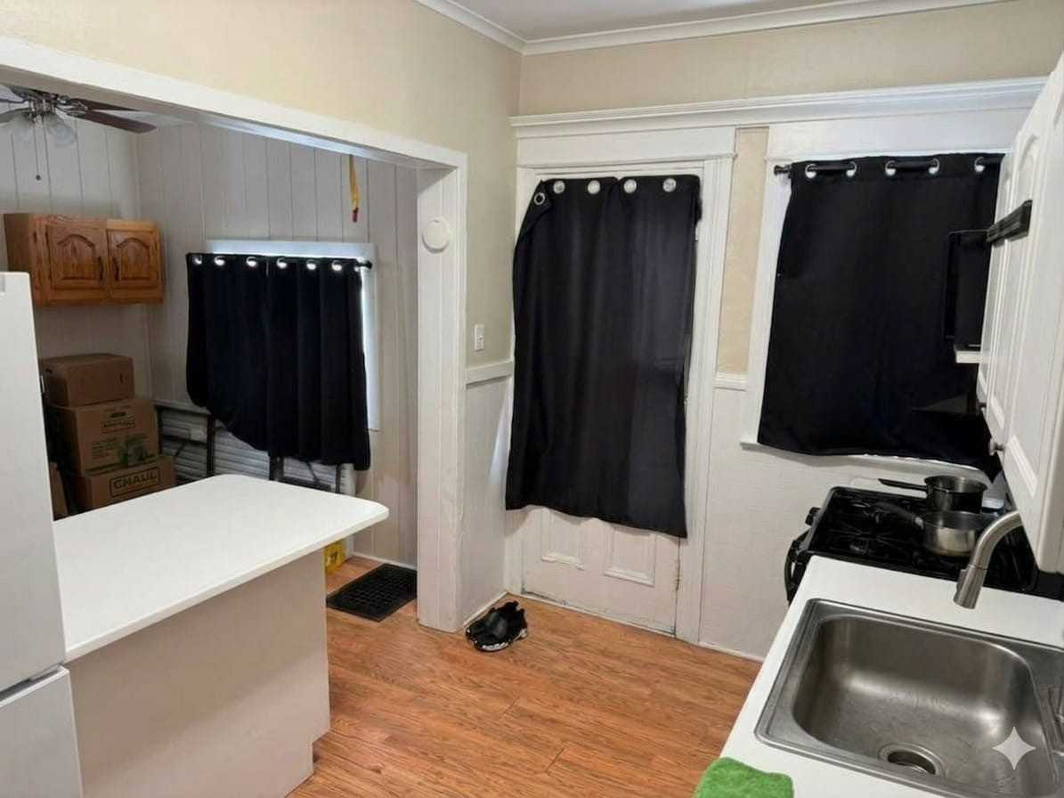 901 W Main St #NA - Photo 6 of 36