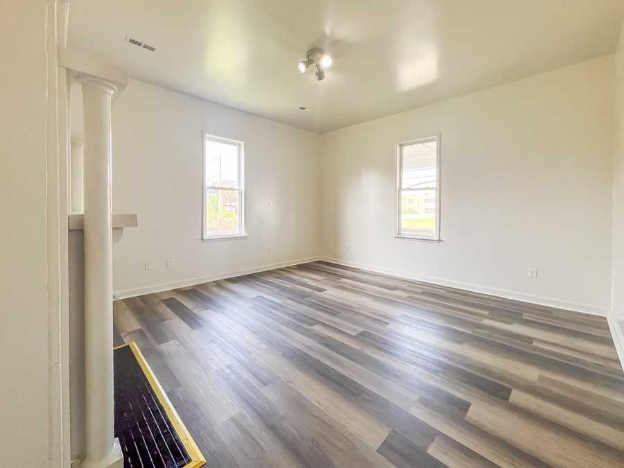 608 Halifax St #608 - Photo 6 of 25