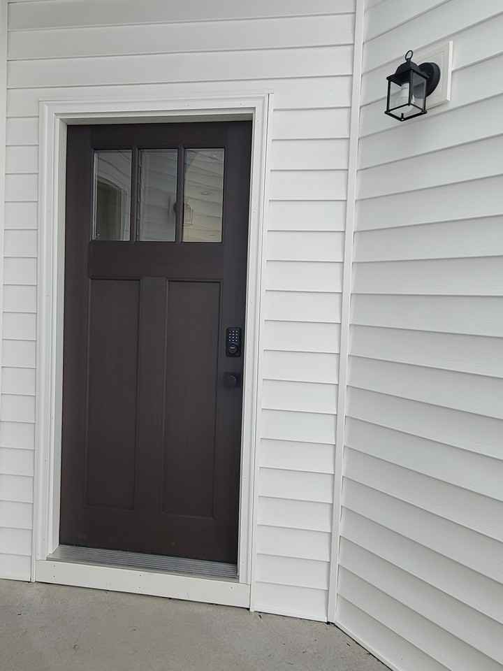 2453 Easton Ln #2453 - Photo 5 of 50