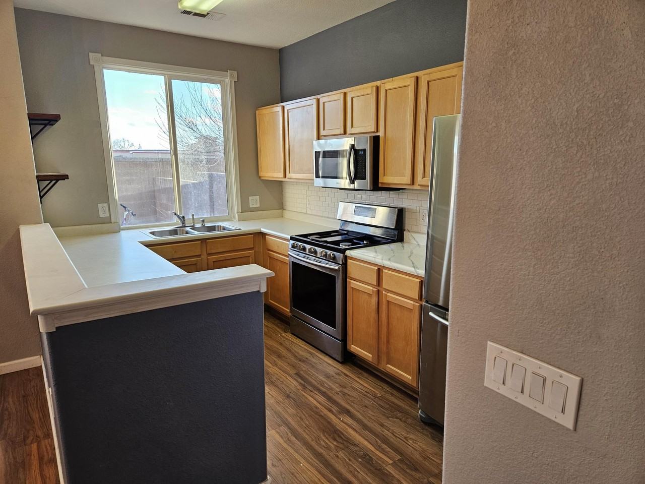 6501 San Antonio Dr Ne #5402 - Photo 5 of 11