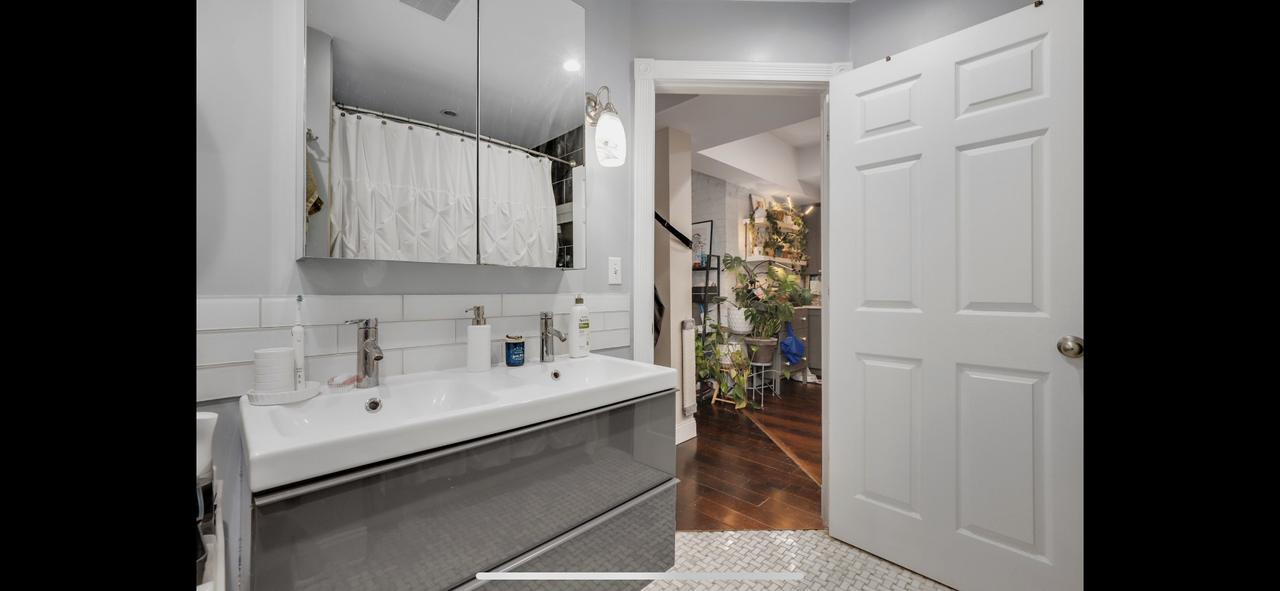 7525 N Claremont Ave #G - Photo 5 of 15