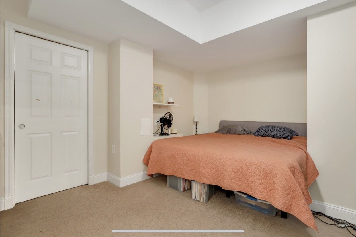 7525 N Claremont Ave #G - Photo 6 of 15