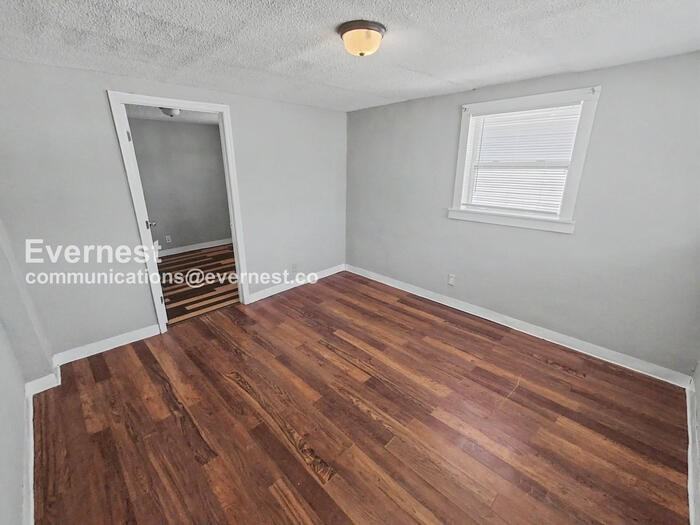 1924 Blackford St #A - Photo 6 of 21