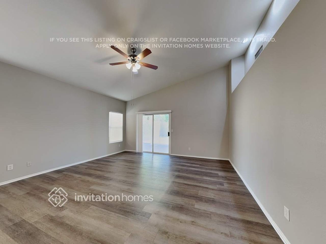 17609 N 14th St - Photo 2 of 14
