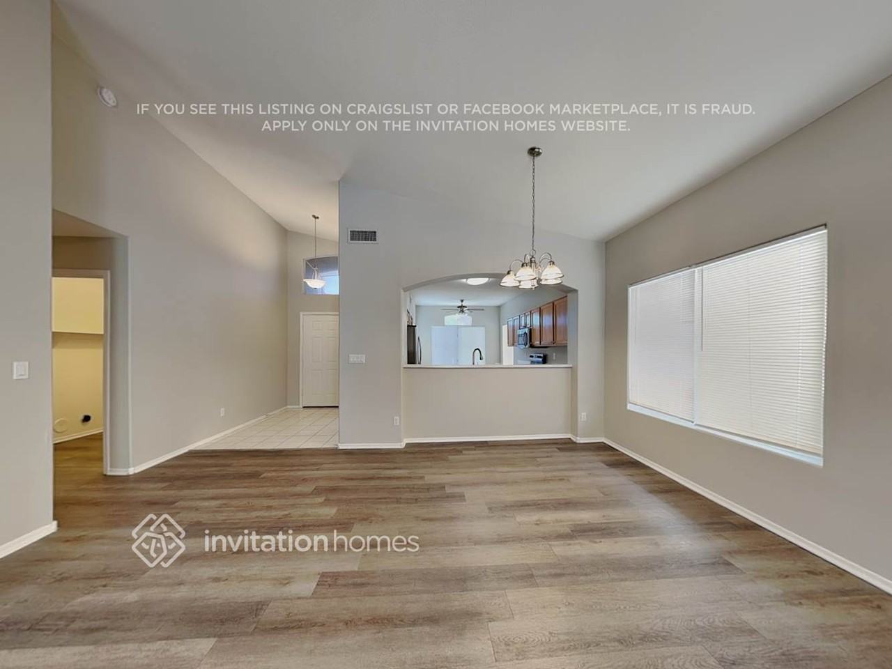 17609 N 14th St - Photo 3 of 14