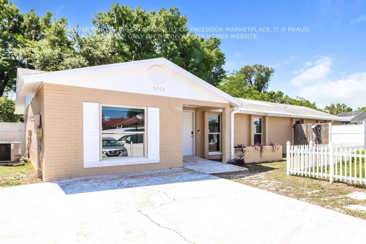 9709 Rushwood Ct - Photo 3 of 17