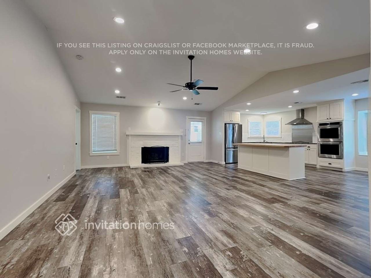 8213 Mark Ln - Photo 3 of 11