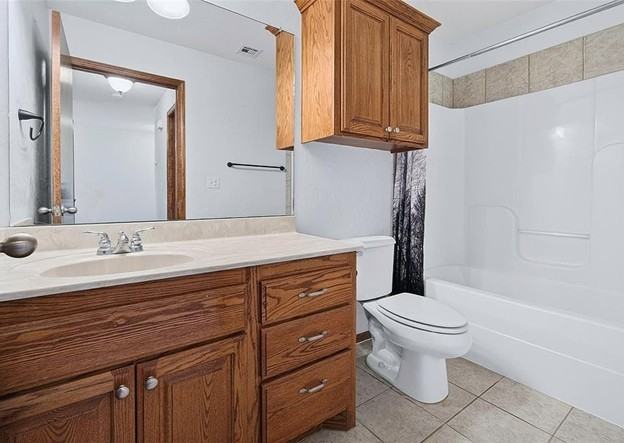 810 East Kc Court - Photo 6 of 20