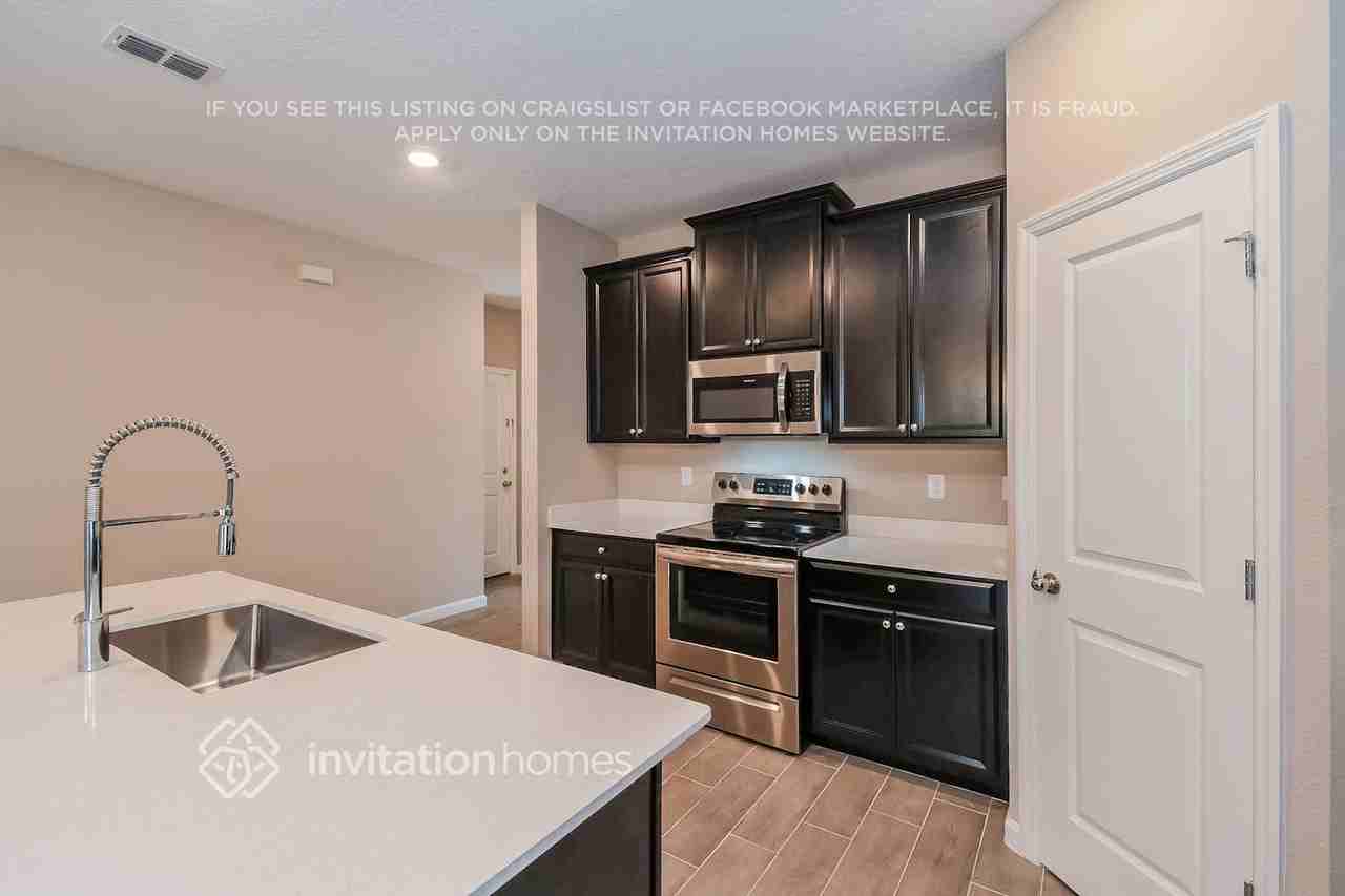 9841 Lemon Balm Way - Photo 6 of 20