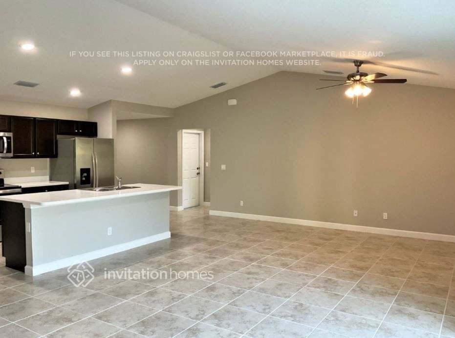 1650 Wacker Ave Se - Photo 3 of 12