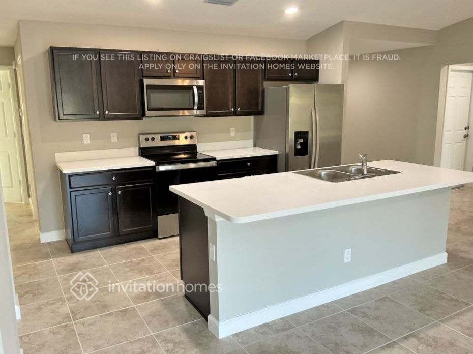 1650 Wacker Ave Se - Photo 4 of 12